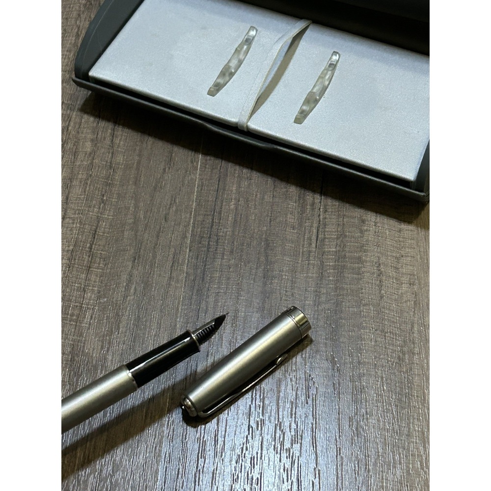 Parker  International Fountain PEN